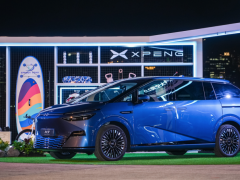 XPENG 发布 AI 技术树战略升级，重塑未来出行格局，并推出 2025 款旗舰车型 X9