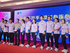 一诺领四：“爱心手拉手成长心连心” 公益活动在尉氏县成功举办