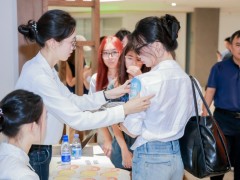 阿里国际站将在全国设立大学生跨境创业孵化中心