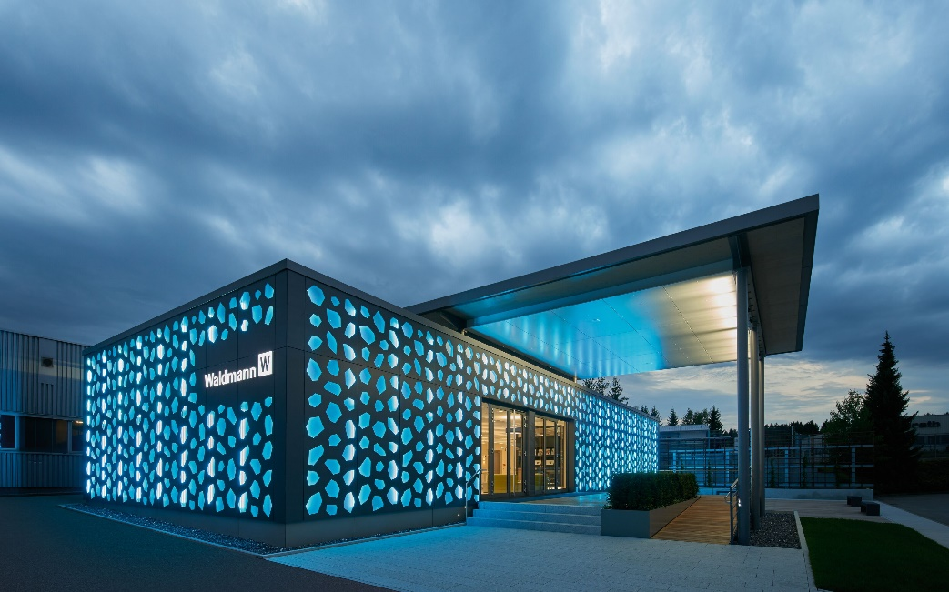 1764741826713649.png 1764741826713649.png